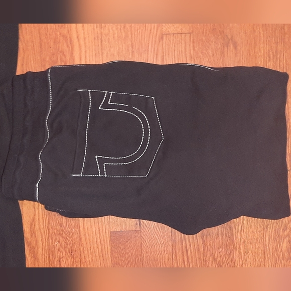 TRUE RELIGION JOGGING SUIT - Picture 2 of 5